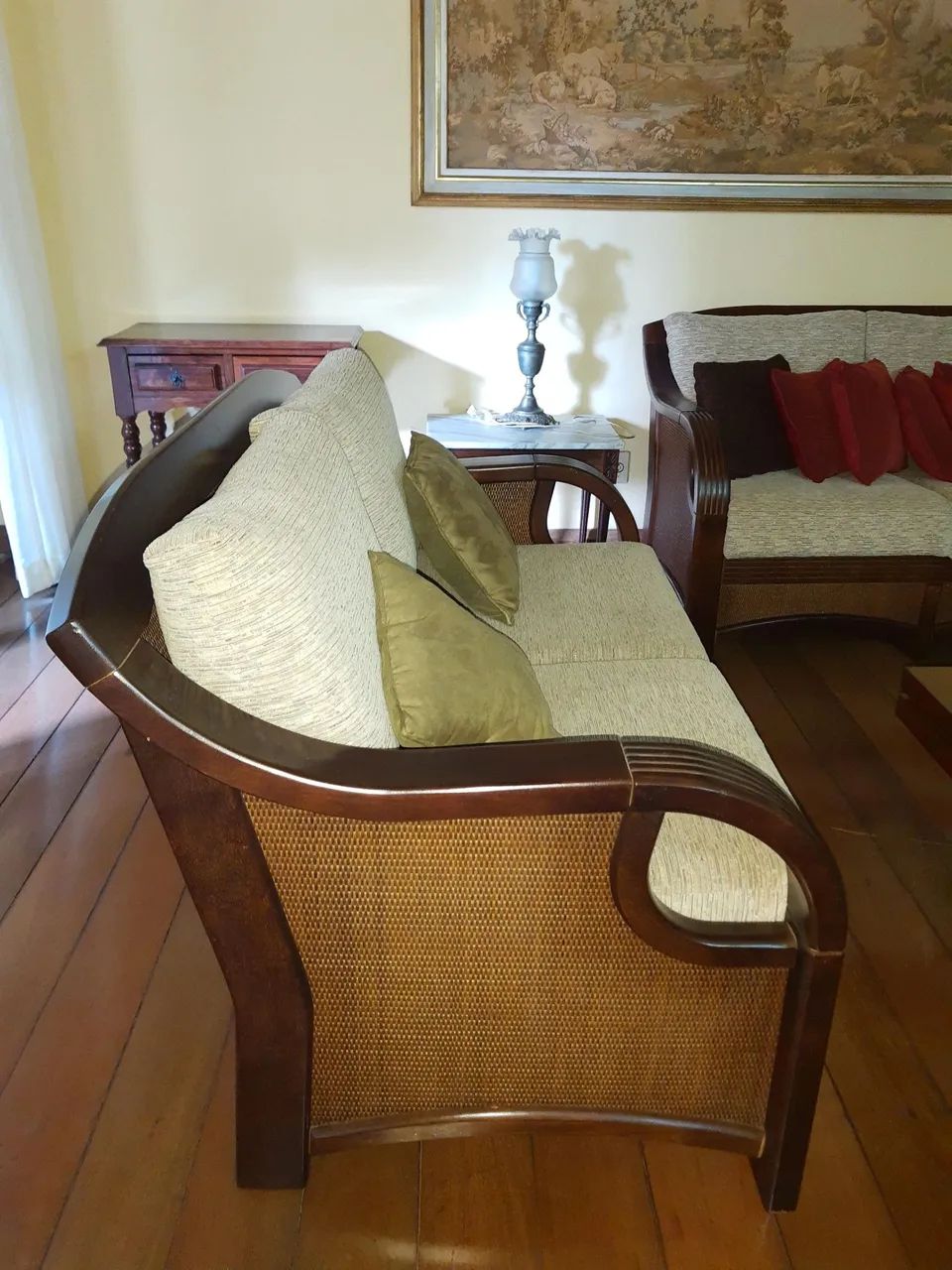 Vende- se tudo/móveis vintage .