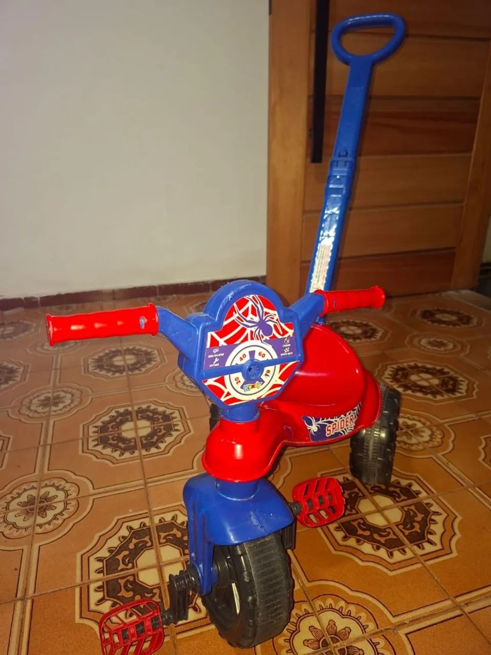 Velotrol homem aranha pouquíssimo usado $60,00