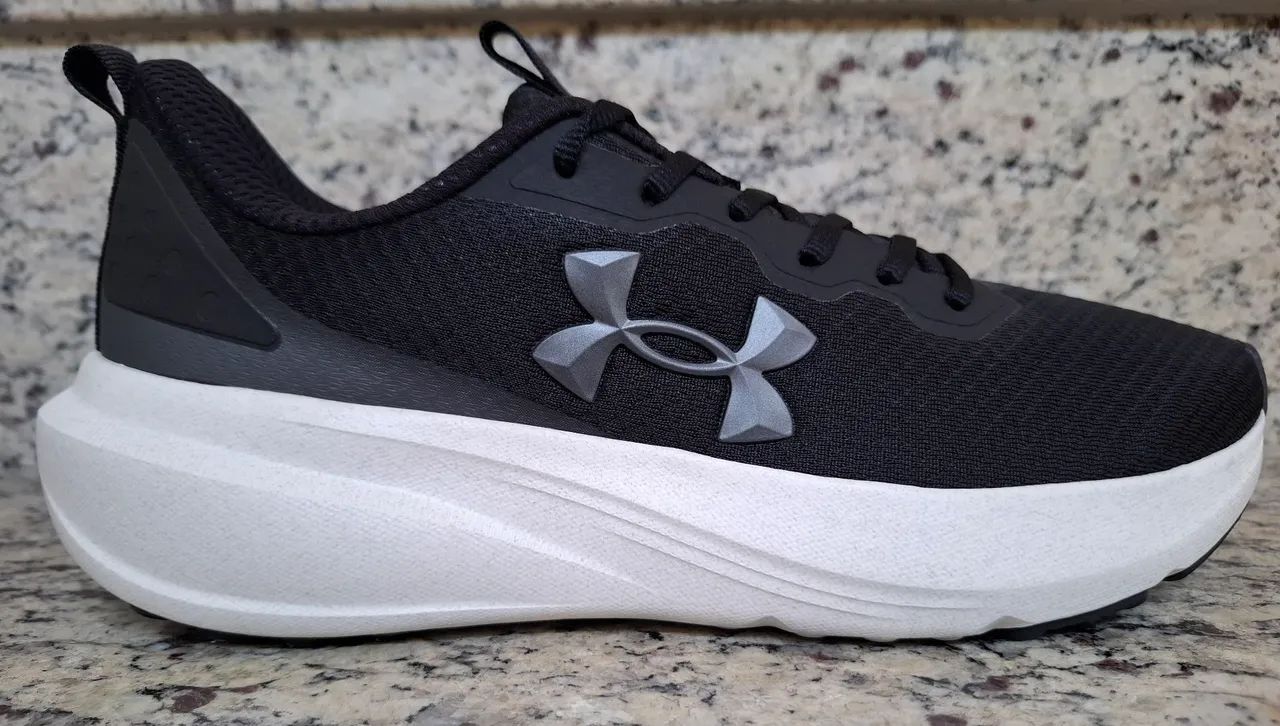 Tênis Under Armour Tamanho 44 - Foto 2