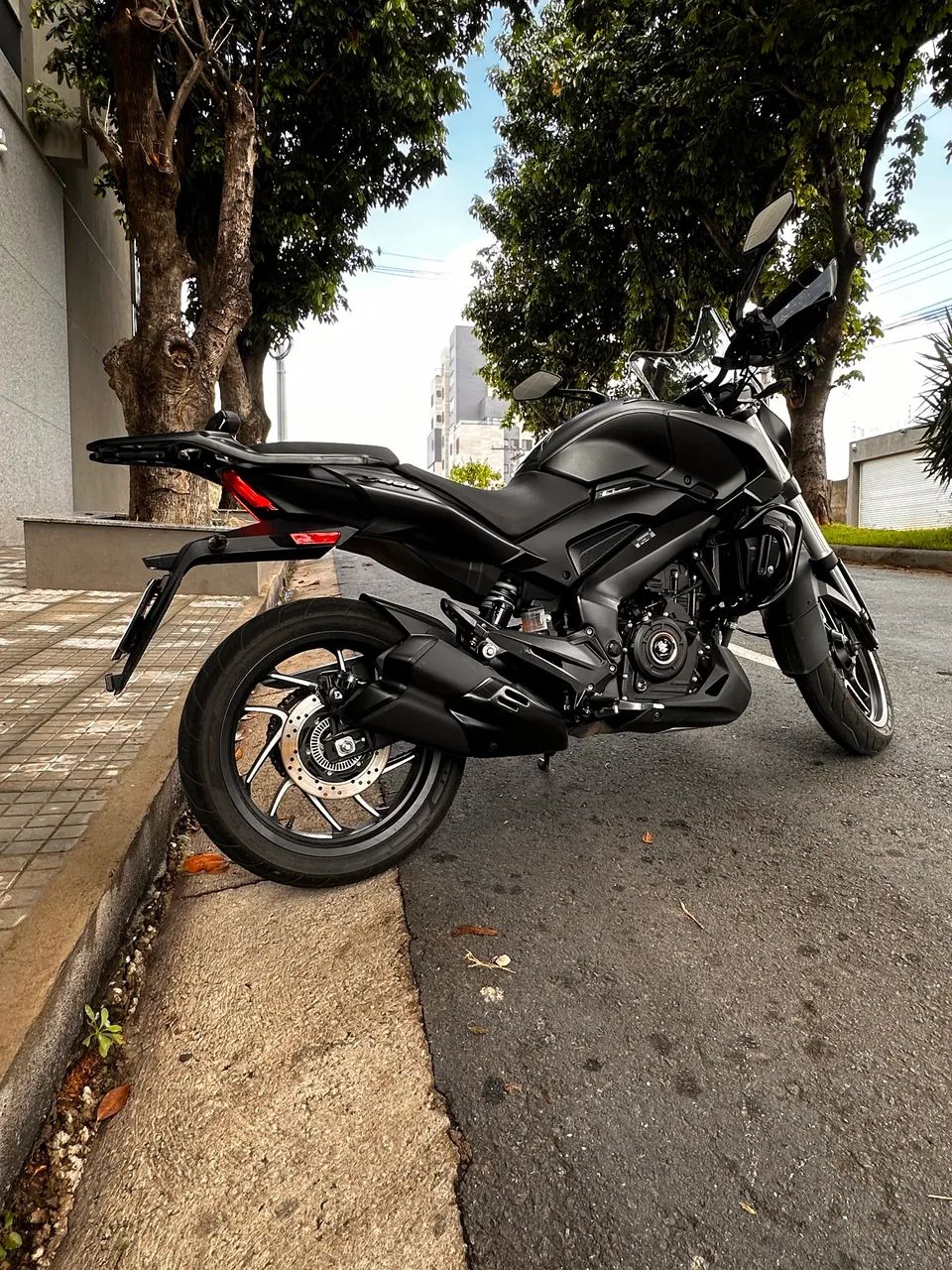 Bajaj Dominar 400 - Foto 3