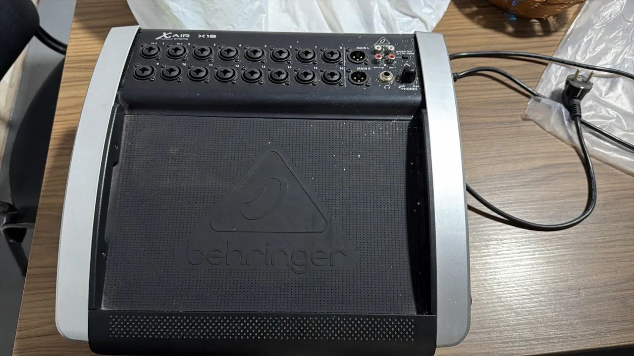 MESA DE SOM - Foto 2