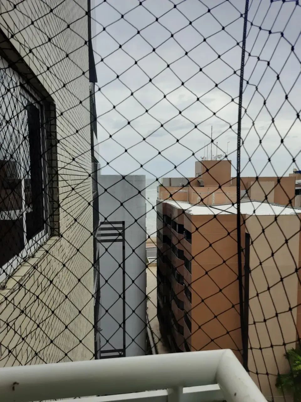 apartamento com 2 quartos msis dependência completa totalmente mobiliado na 1ª quadra da J - Foto 5
