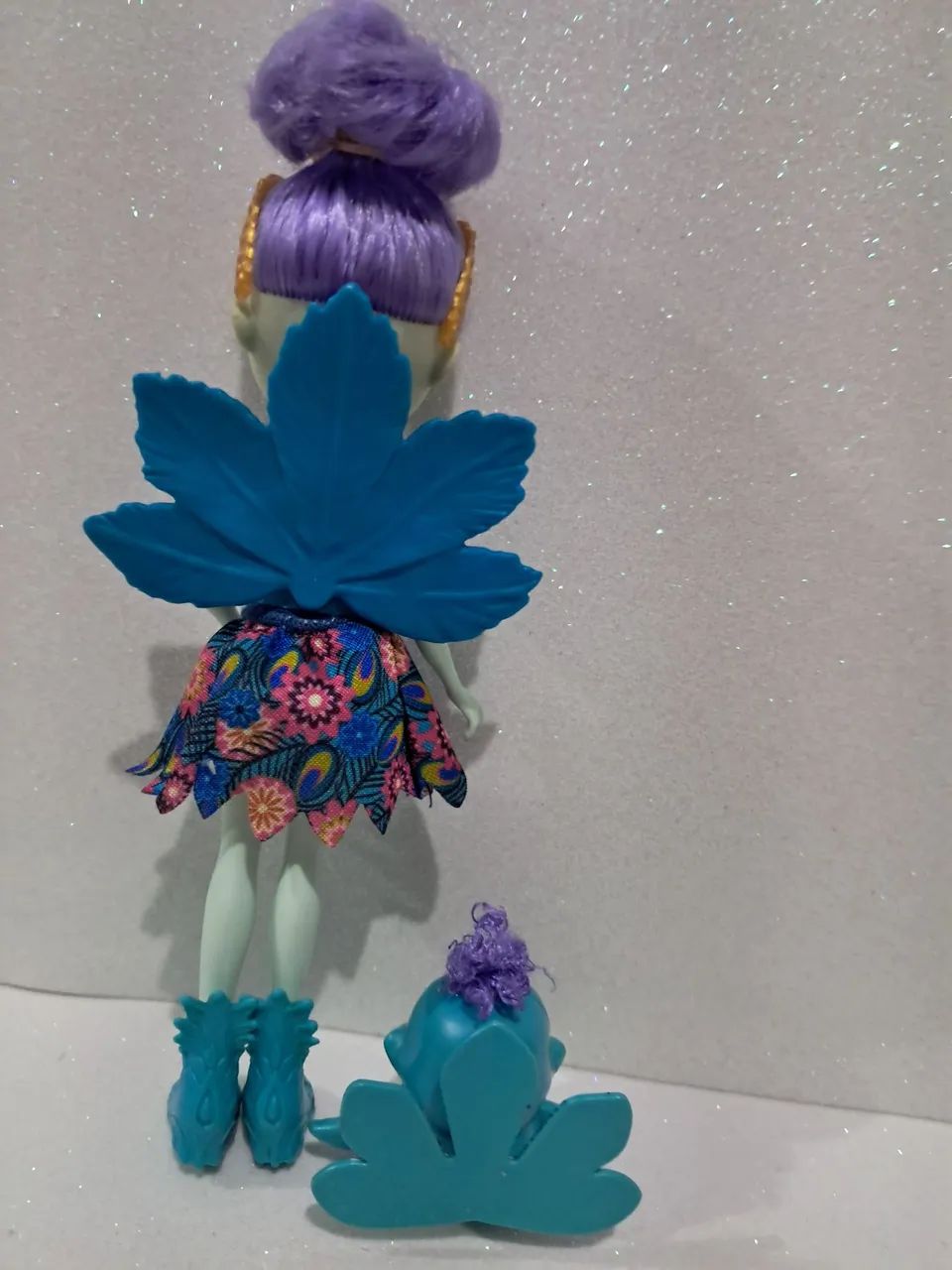  Boneca Patter Peacock  Enchantimals com pet - Foto 2