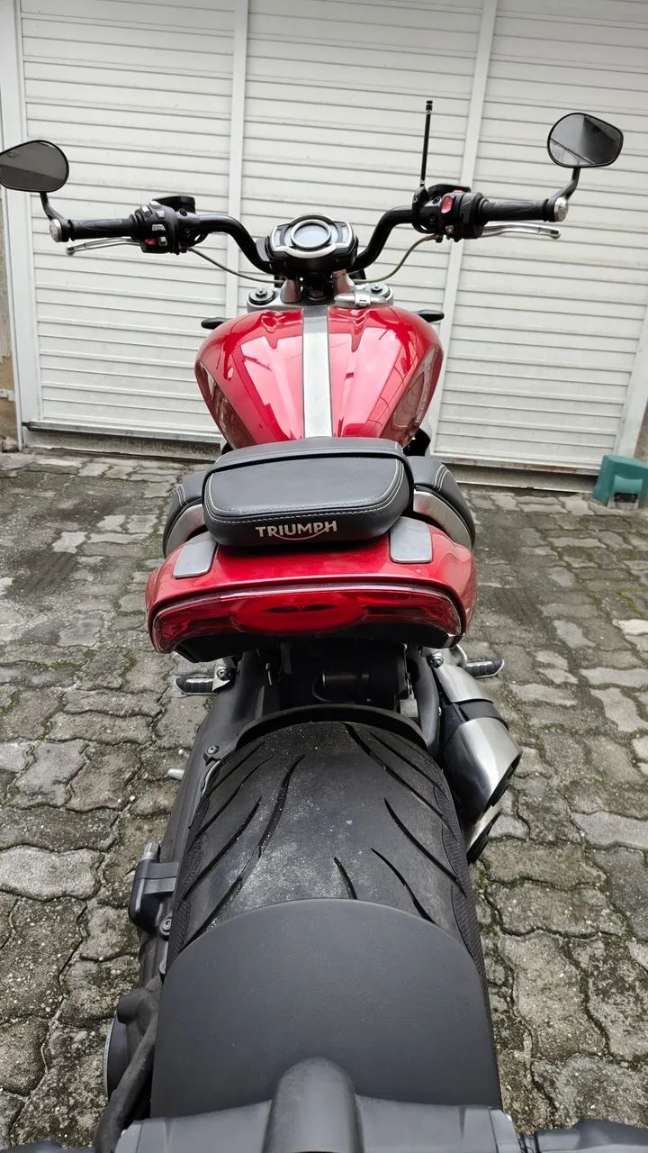 Rocket 3R 2500cc - Foto 2