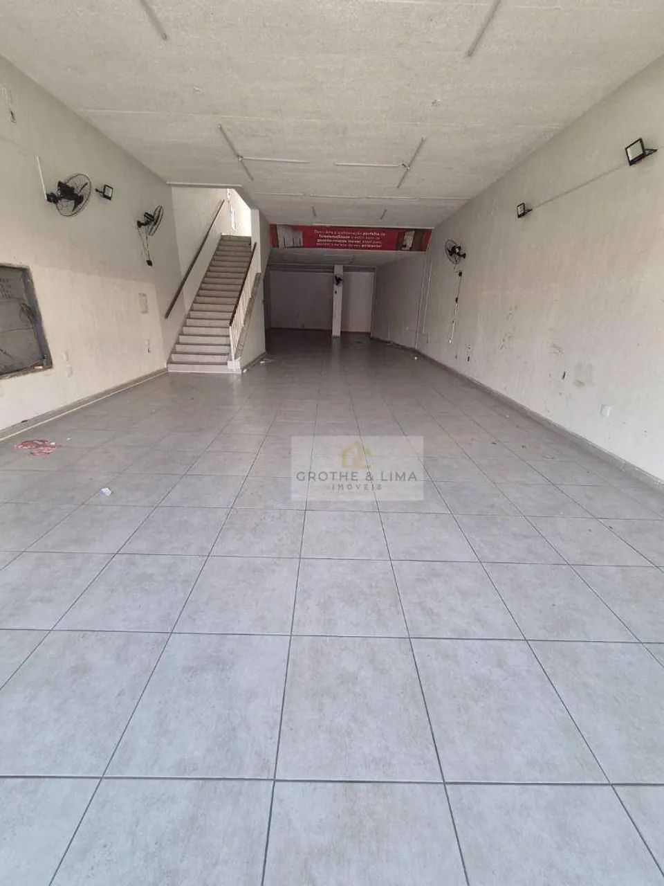 Prédio Comercial para Locação  700 m² | Excelente Localização - Foto 2