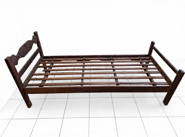 Cama de Solteiro em Madeira Maciça (Rústica) - Foto 2