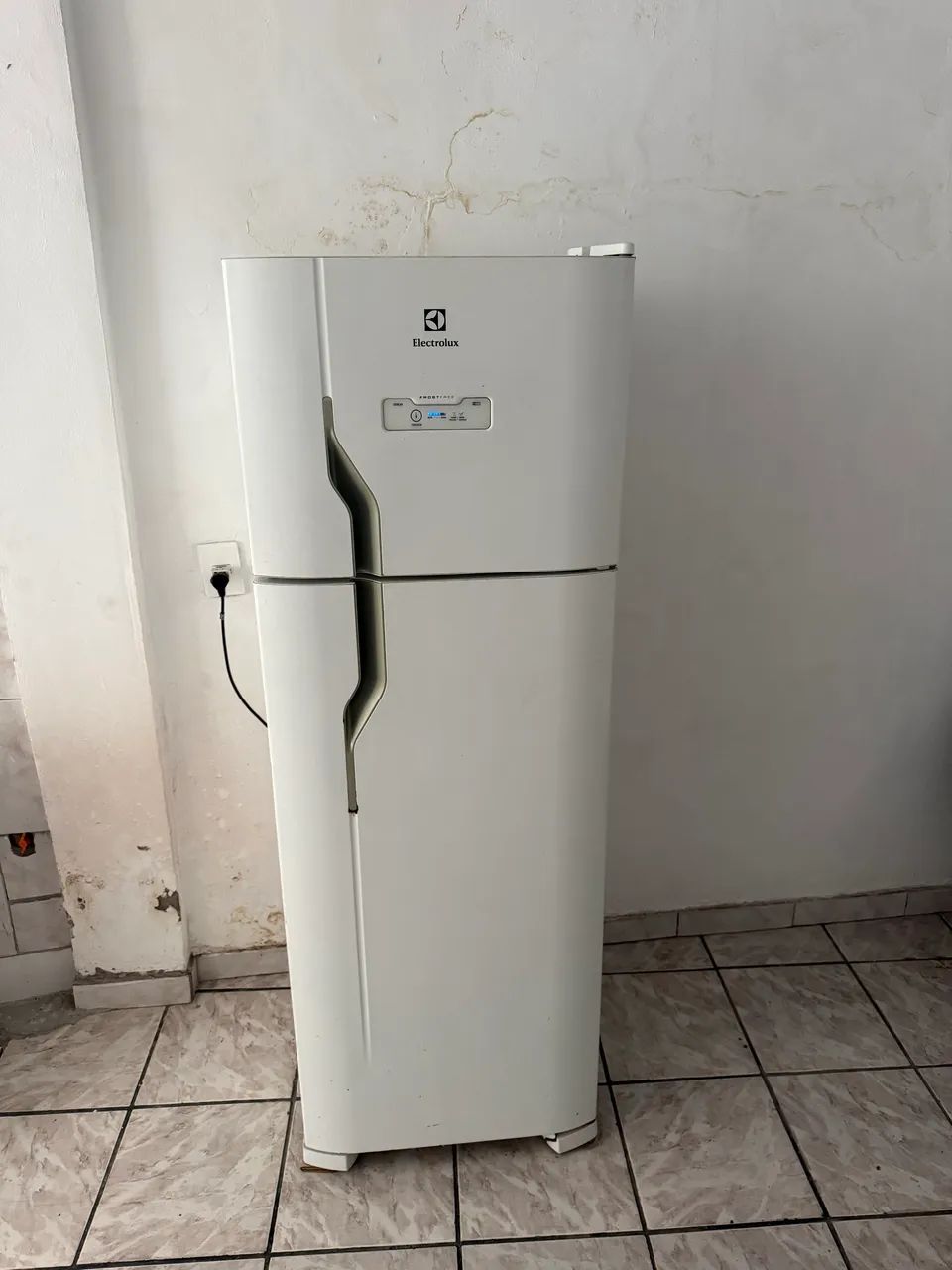 VENDO GELADEIRA NOVA  - Foto 2