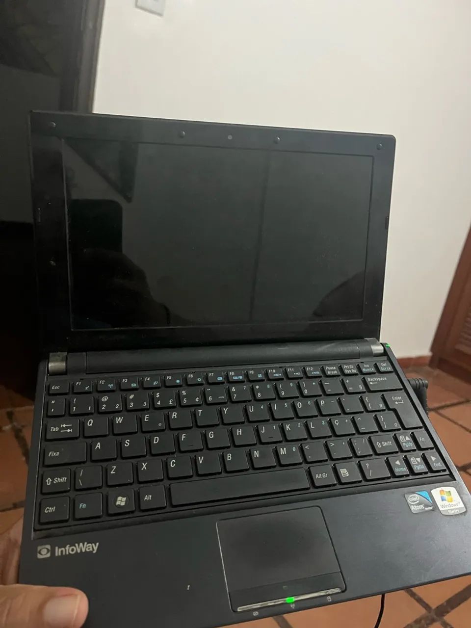 Netbook itautec