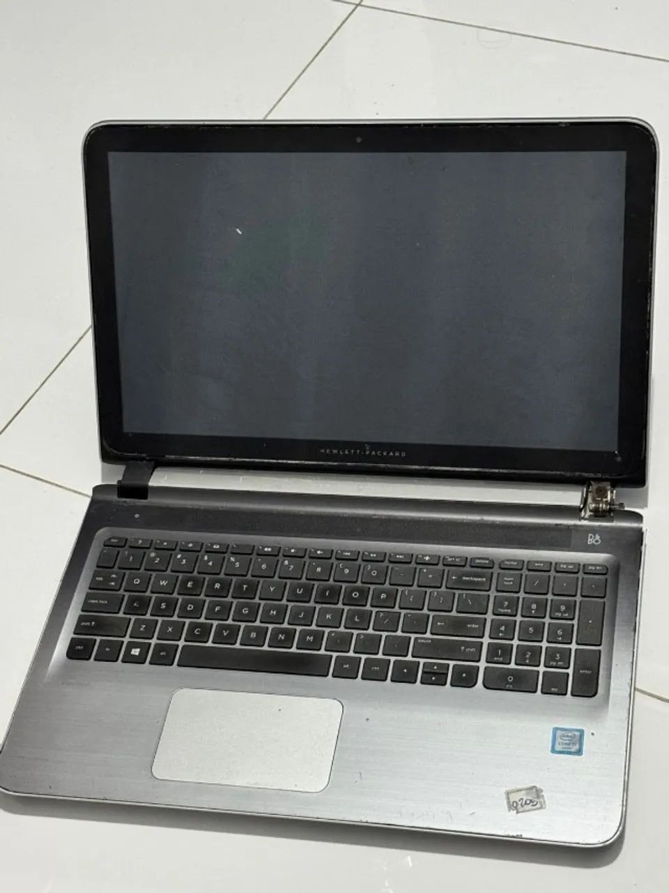 HP Pavilion 15-ab292nr, 16 GB, com defeito, sem SSD