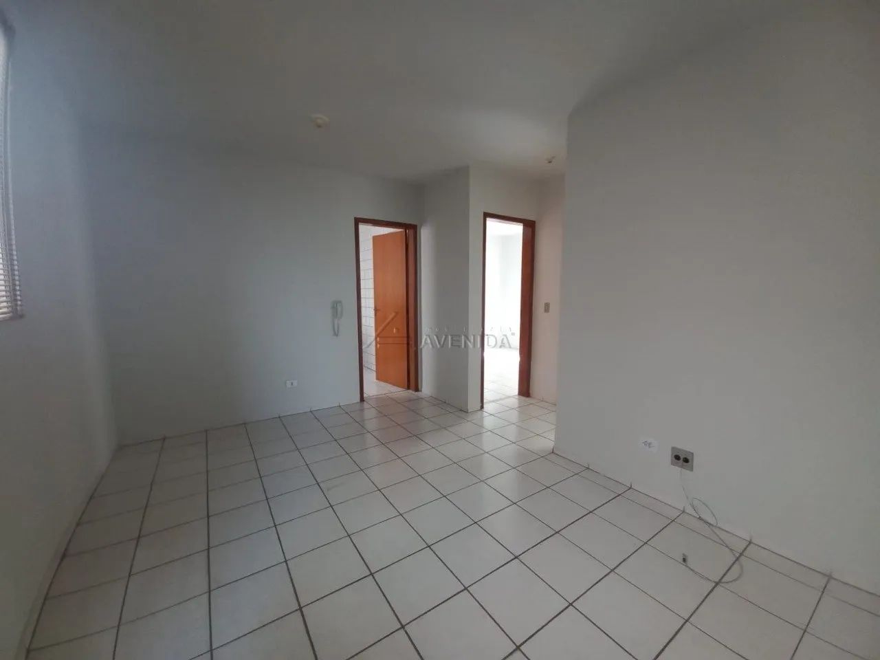 Apartamento para Locação no Edifício Lancaster em Londrina-Pr
