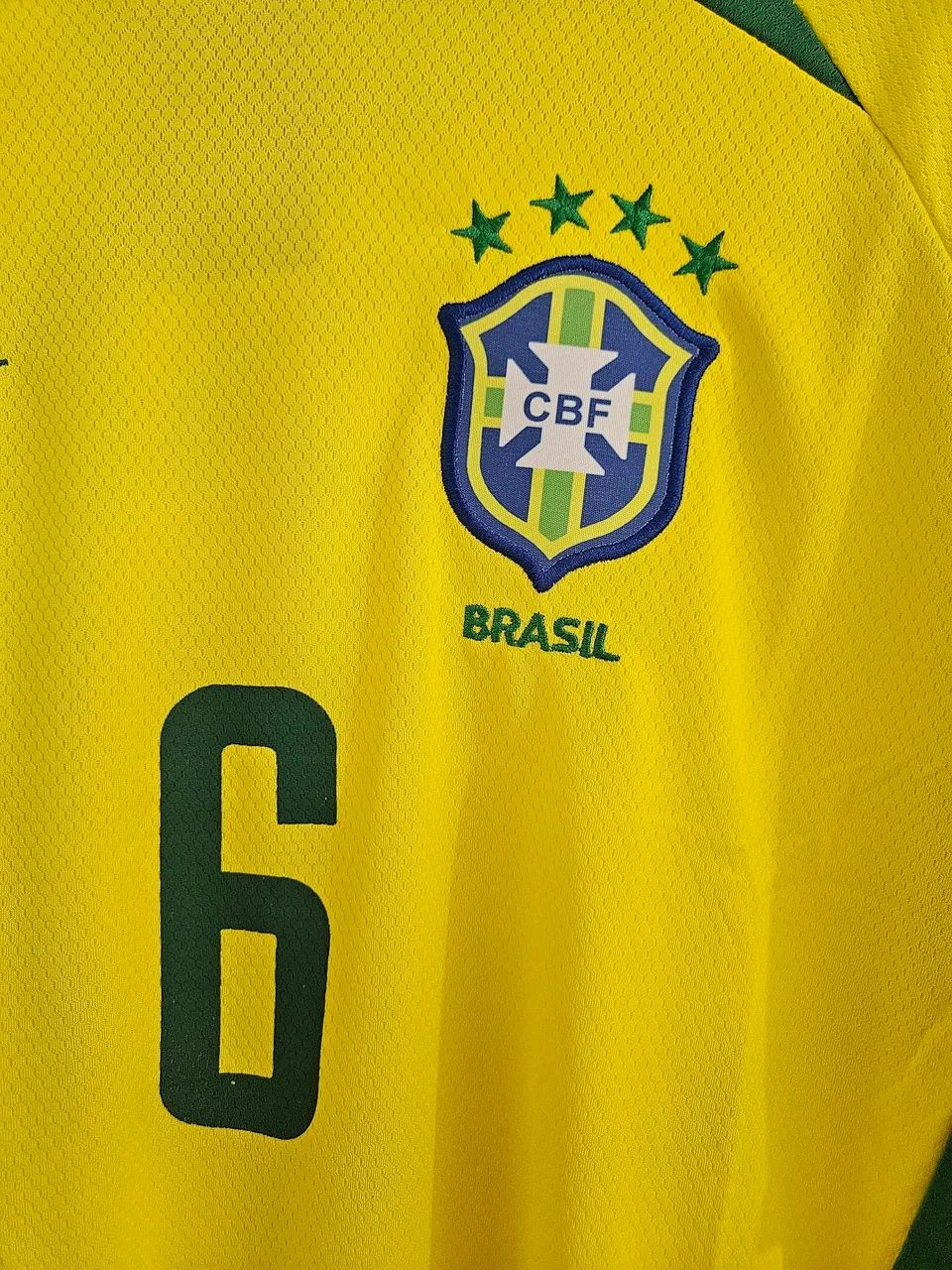 Camisa do Brasil 2002 Retrô Amarela Roberto Carlos - Foto 2
