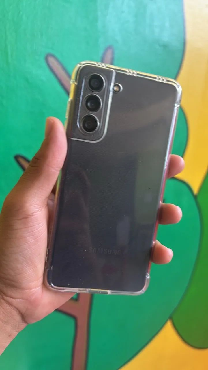 Samsung S21 FE 