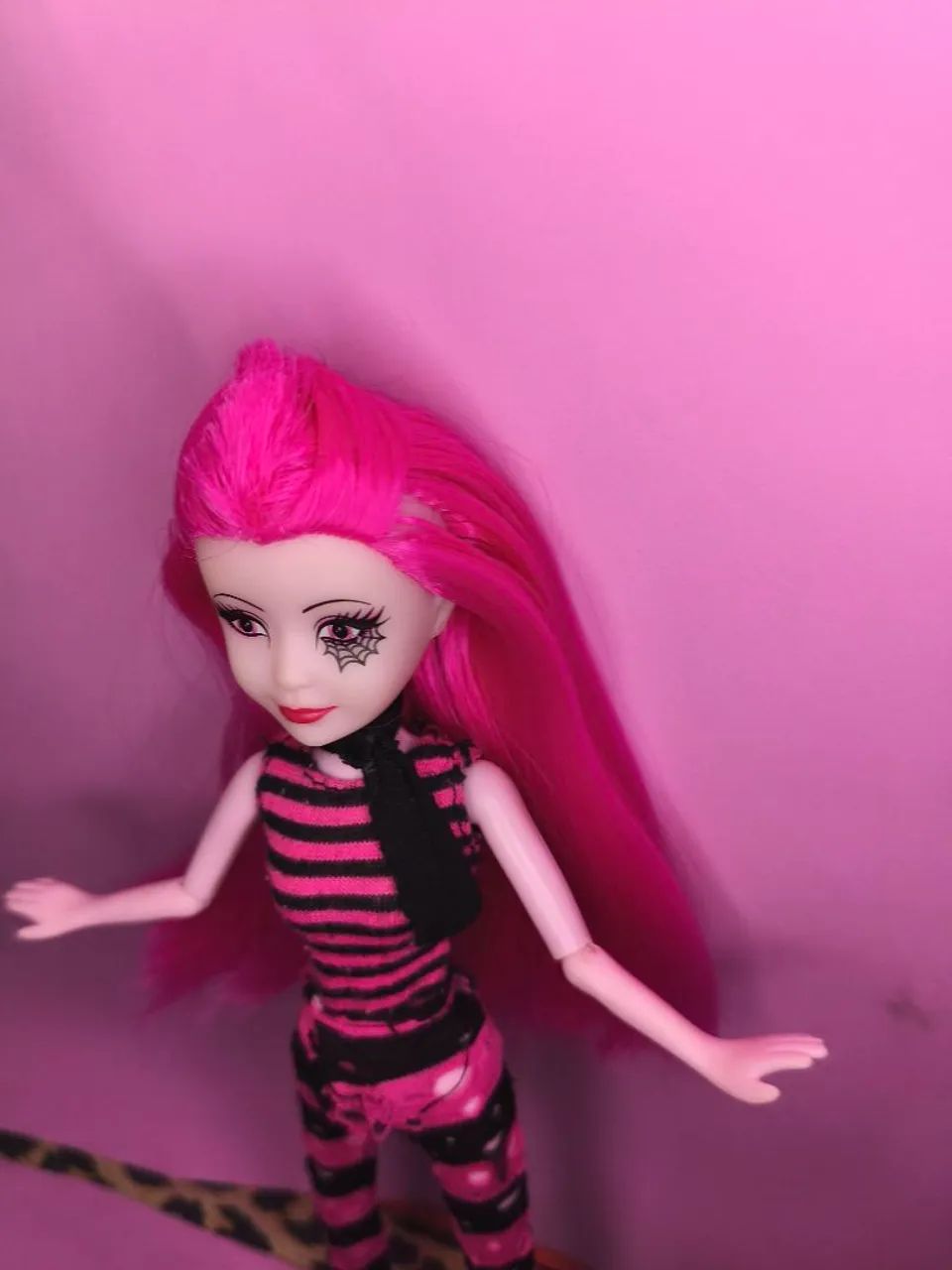 Boneca pixy punks usada rosa  - Foto 3