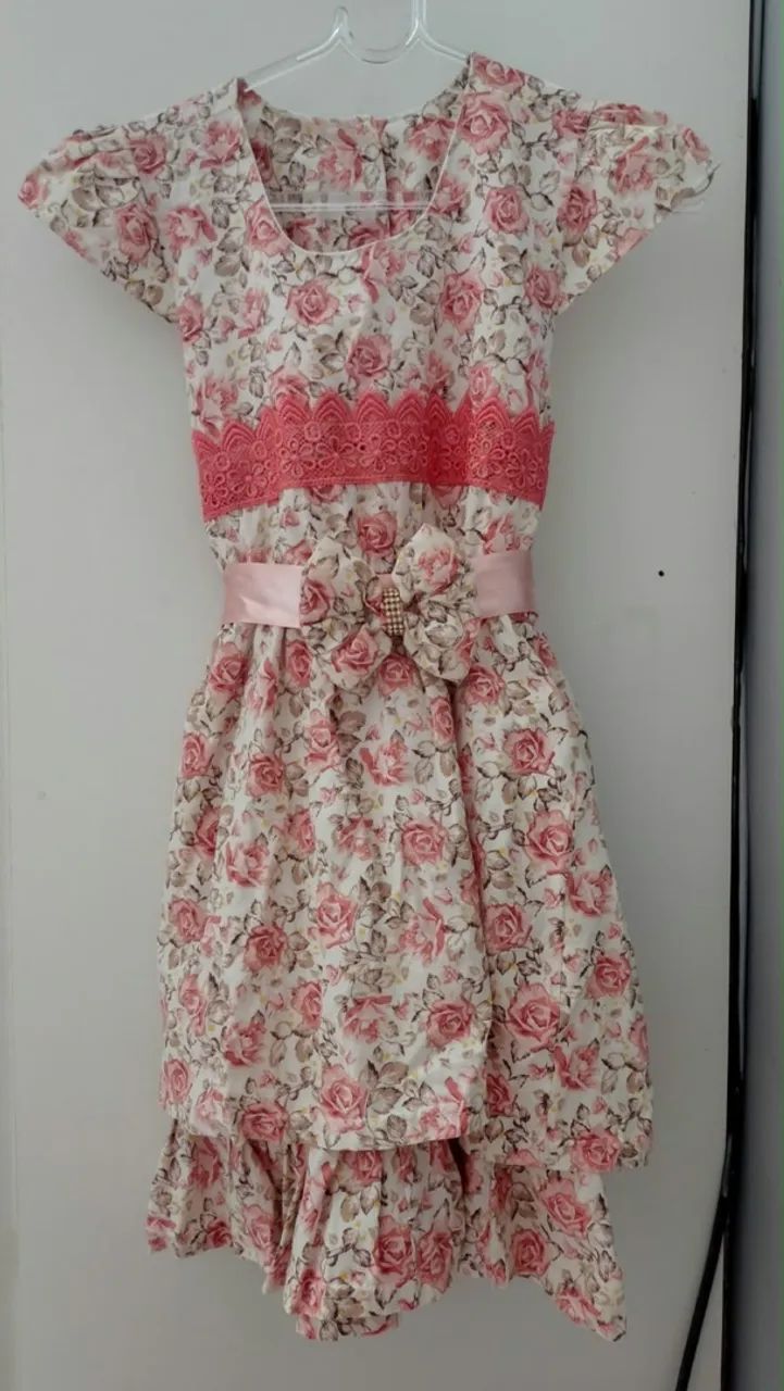 Vestido infantil de flores 