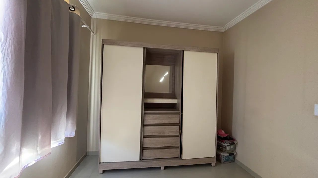 VENDO guarda roupa em Ilhéus 