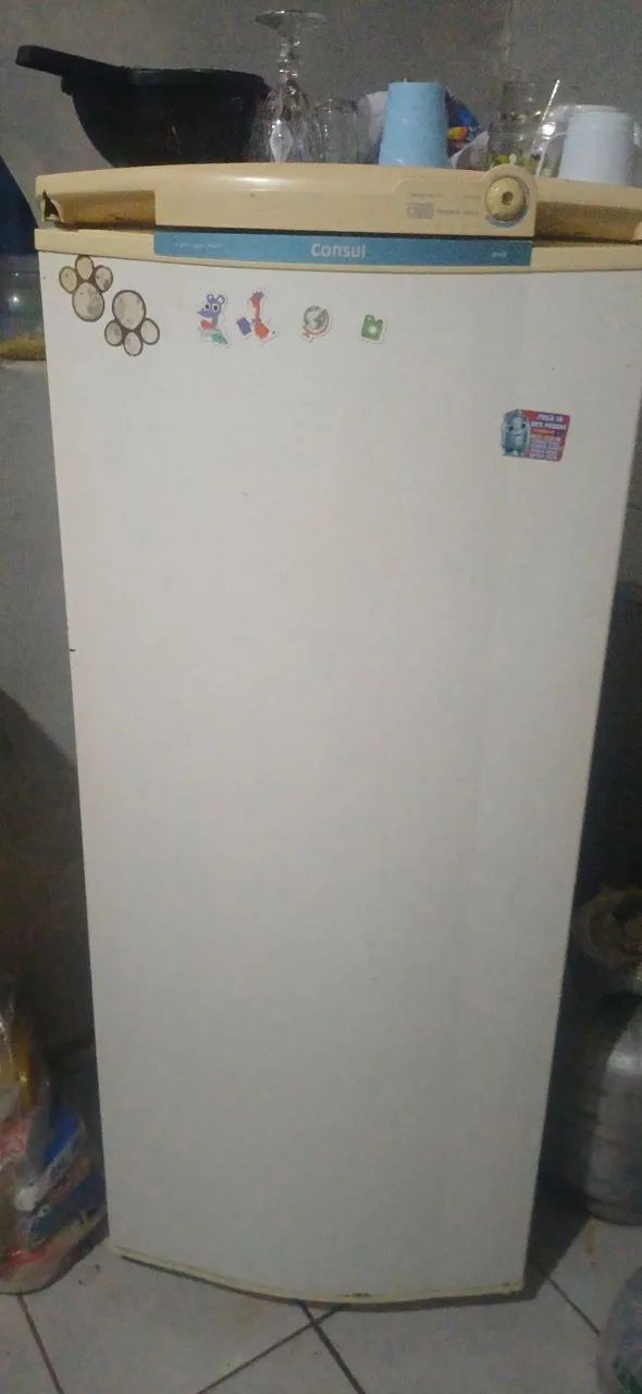 Vendo geladeira 