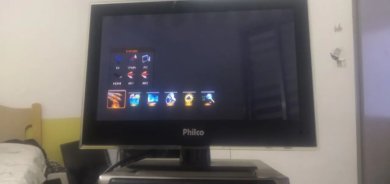 Tv monitor led 16 polegadas com hdmi 