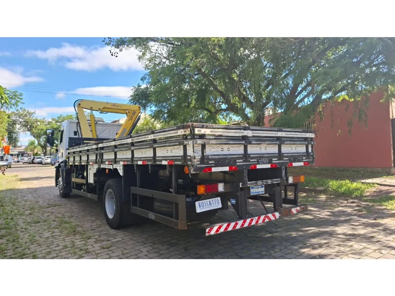 Ford Cargo 1319 2013 - Foto 4
