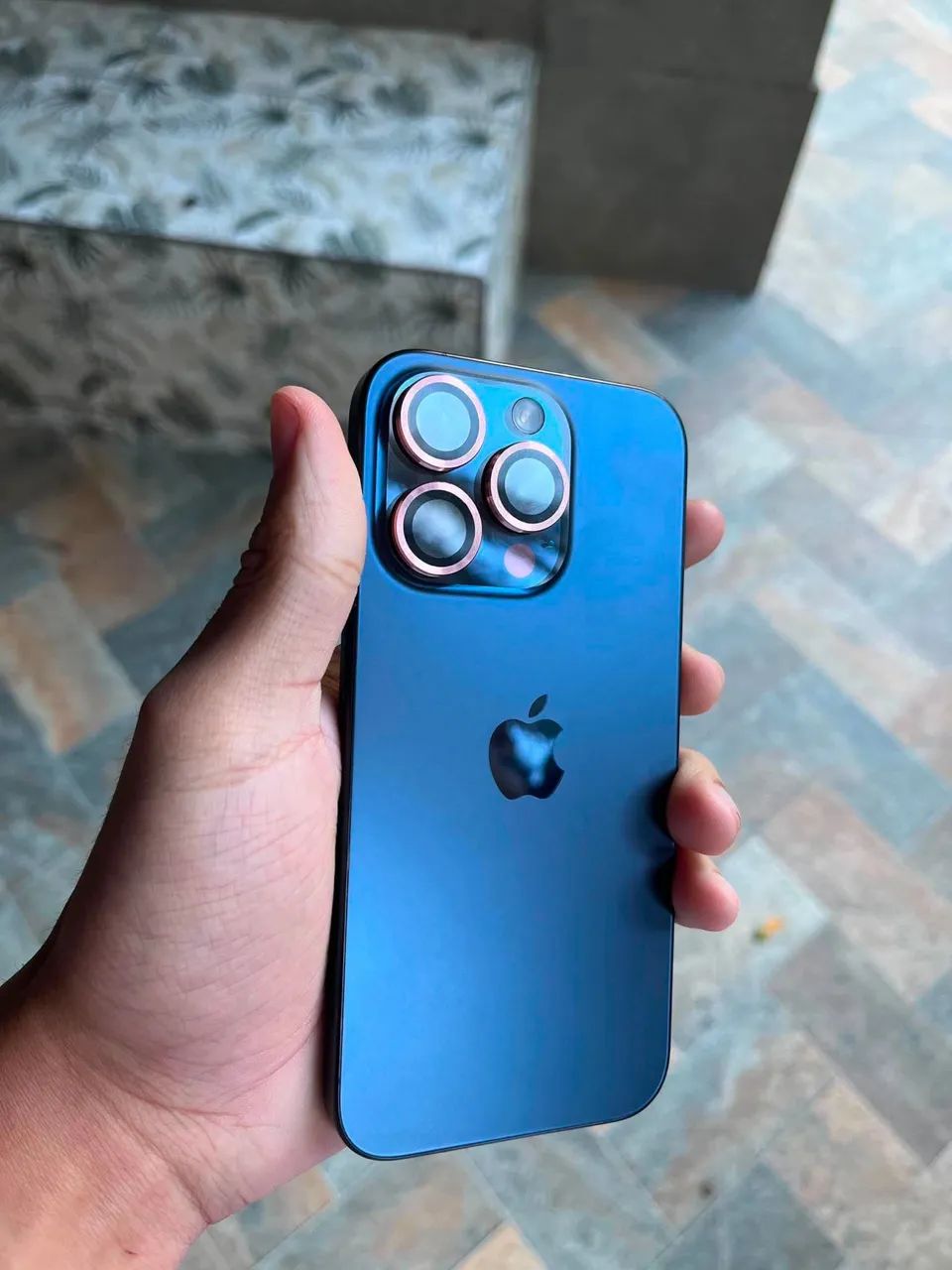 iPhone 15 pro - Foto 3