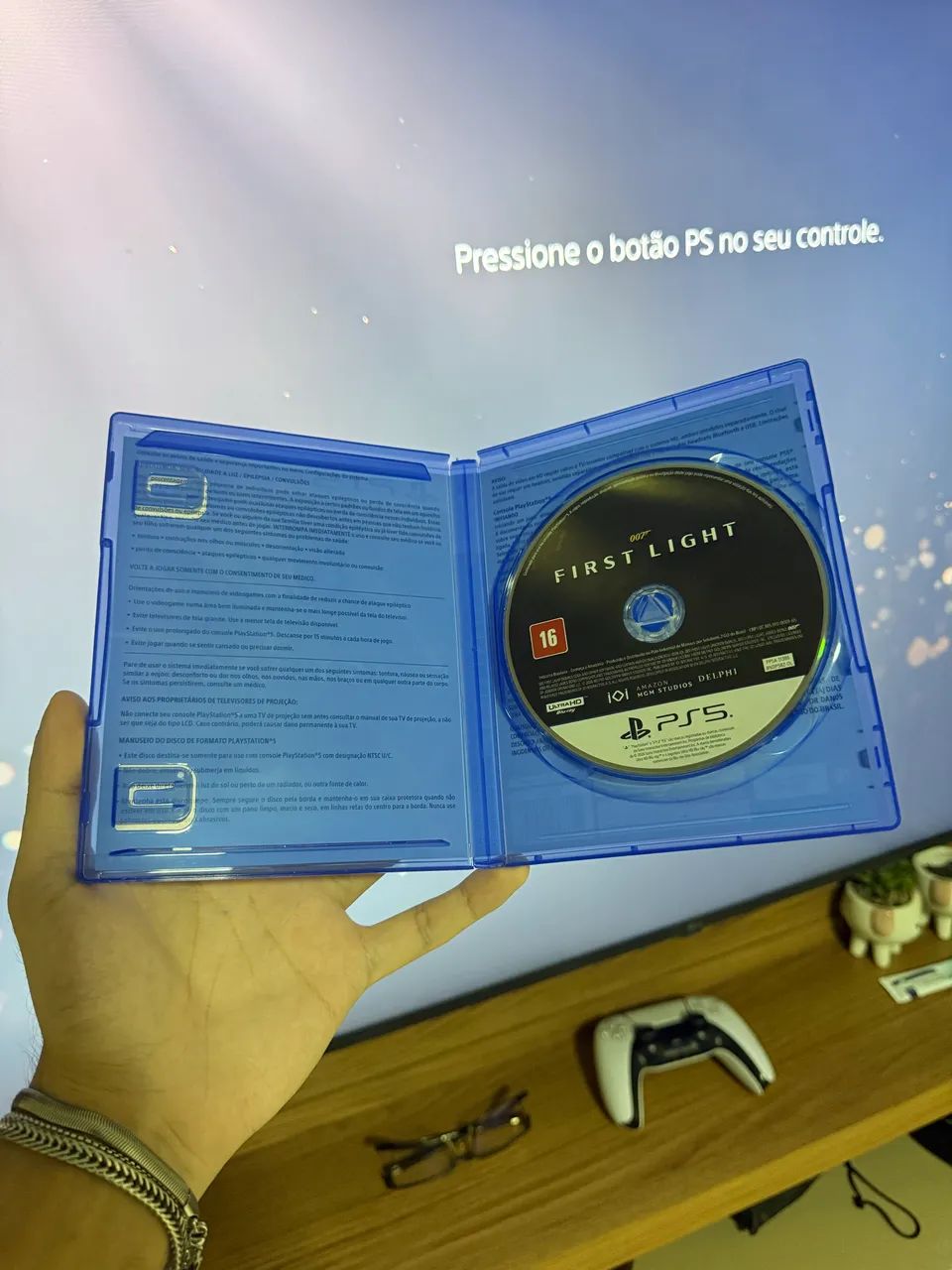 007 First Light - PS5 - Foto 2