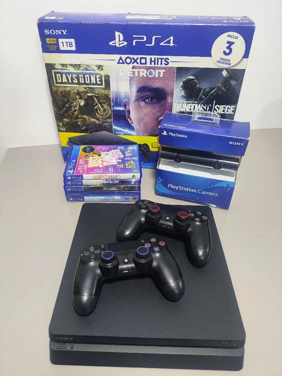 PS4, 1Tb em excelente estado!