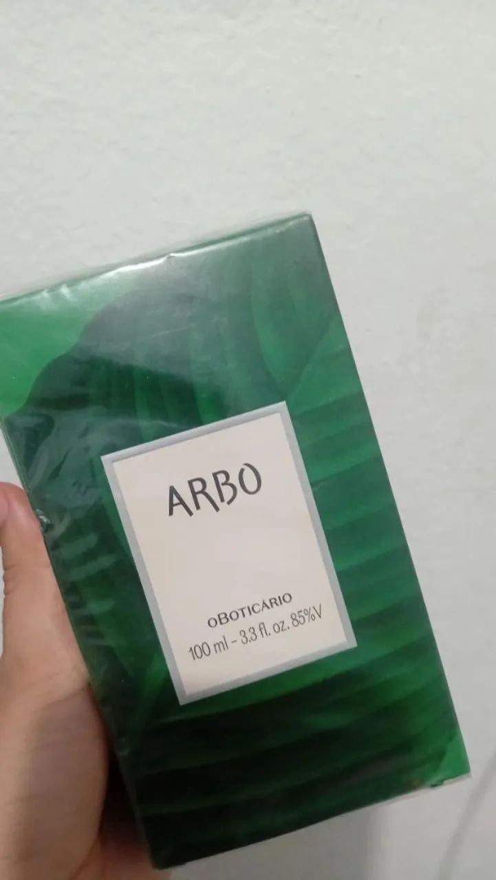 Vendo esses 3 perfume lacrados no precinho  - Foto 2