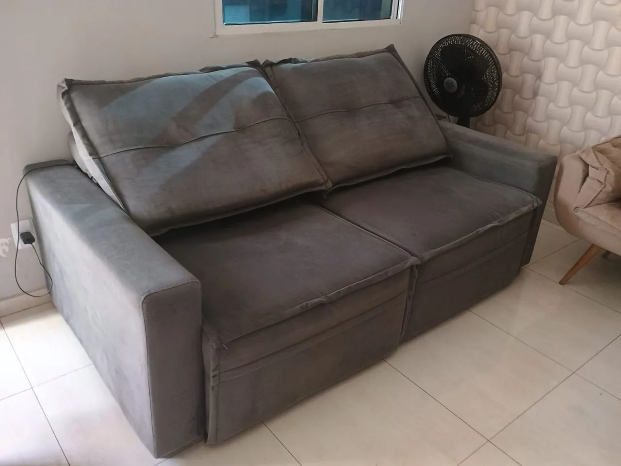 Sofá retrátil 