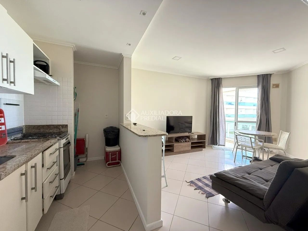 Esse não é só um apartamento. É o seu refúgio diário em Florianópolis. - Foto 3