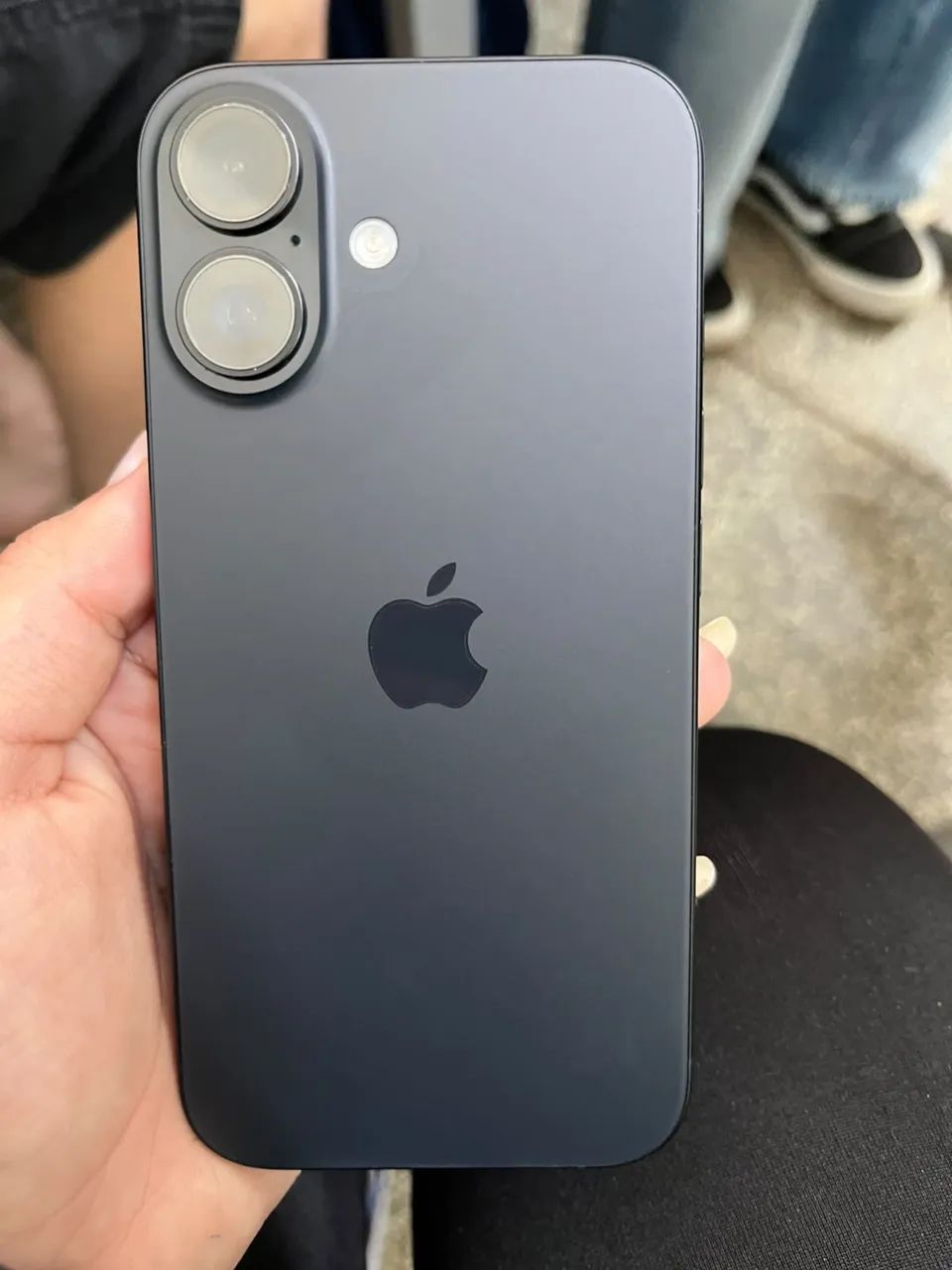 iPhone 16 preto 128g