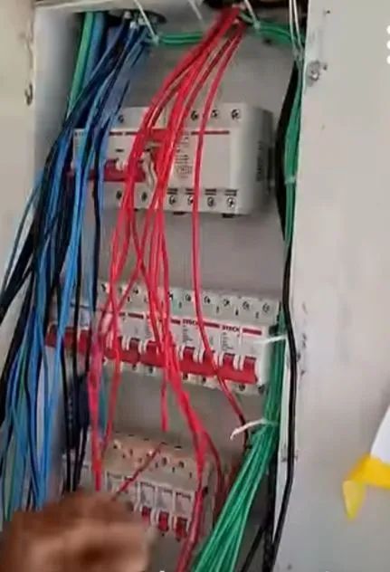 Eletricista predial e residencial  - Foto 2