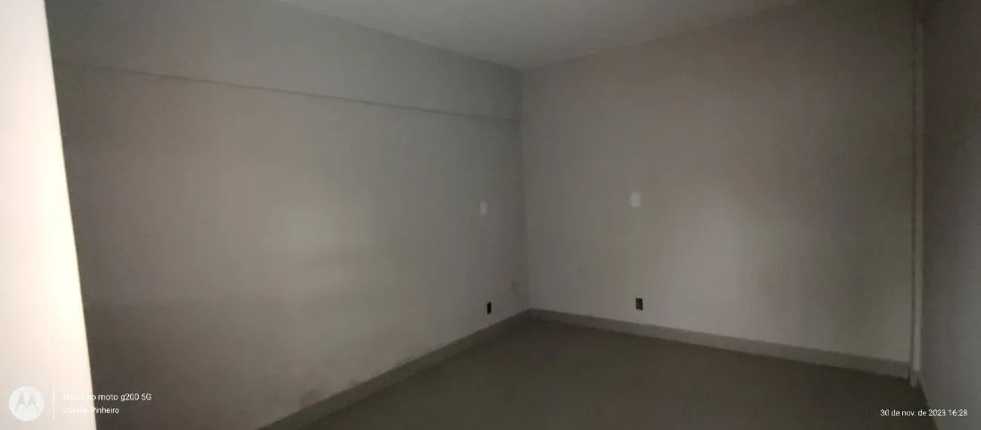 PONTO COMERCIAL COM SOBRE LOJA NA FEIRA DA 25, SÃO BRAZ 129m2 - Foto 5