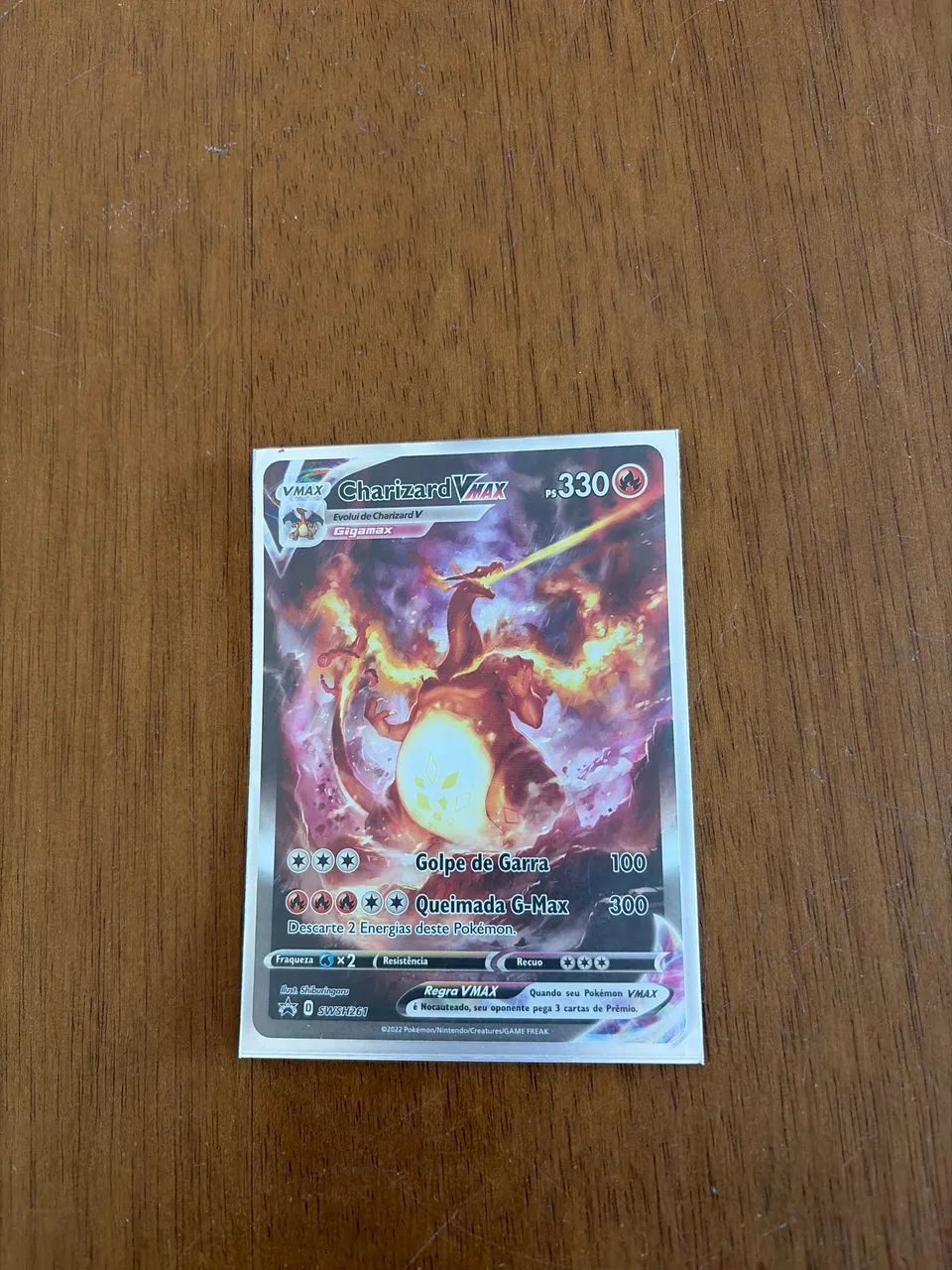 Carta Pokémon charizard Vmax (swsh261)