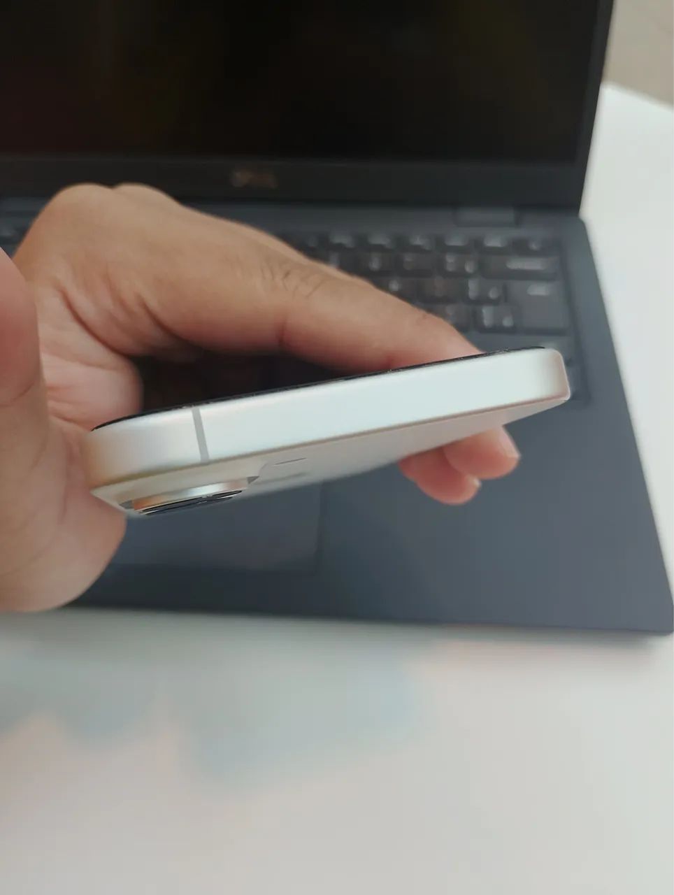 iPhone 16 128gb branco (Garantia Apple até setembro)