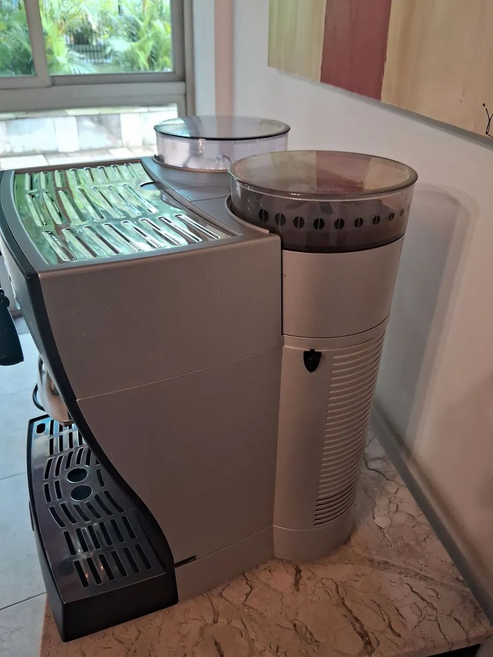Cafeteira Vende-se com pequeno defeito  - Foto 3