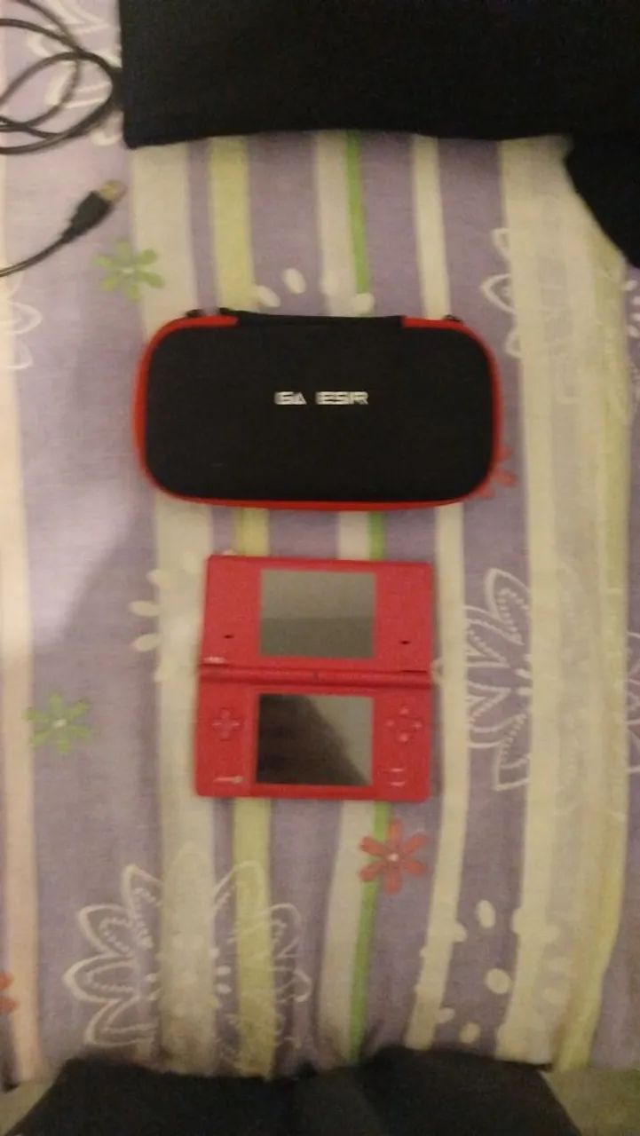 Nintendo dsi rosa