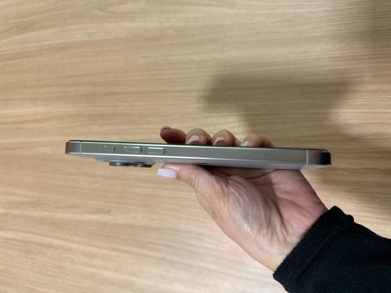 iPhone 16 PRO MAX - Foto 2
