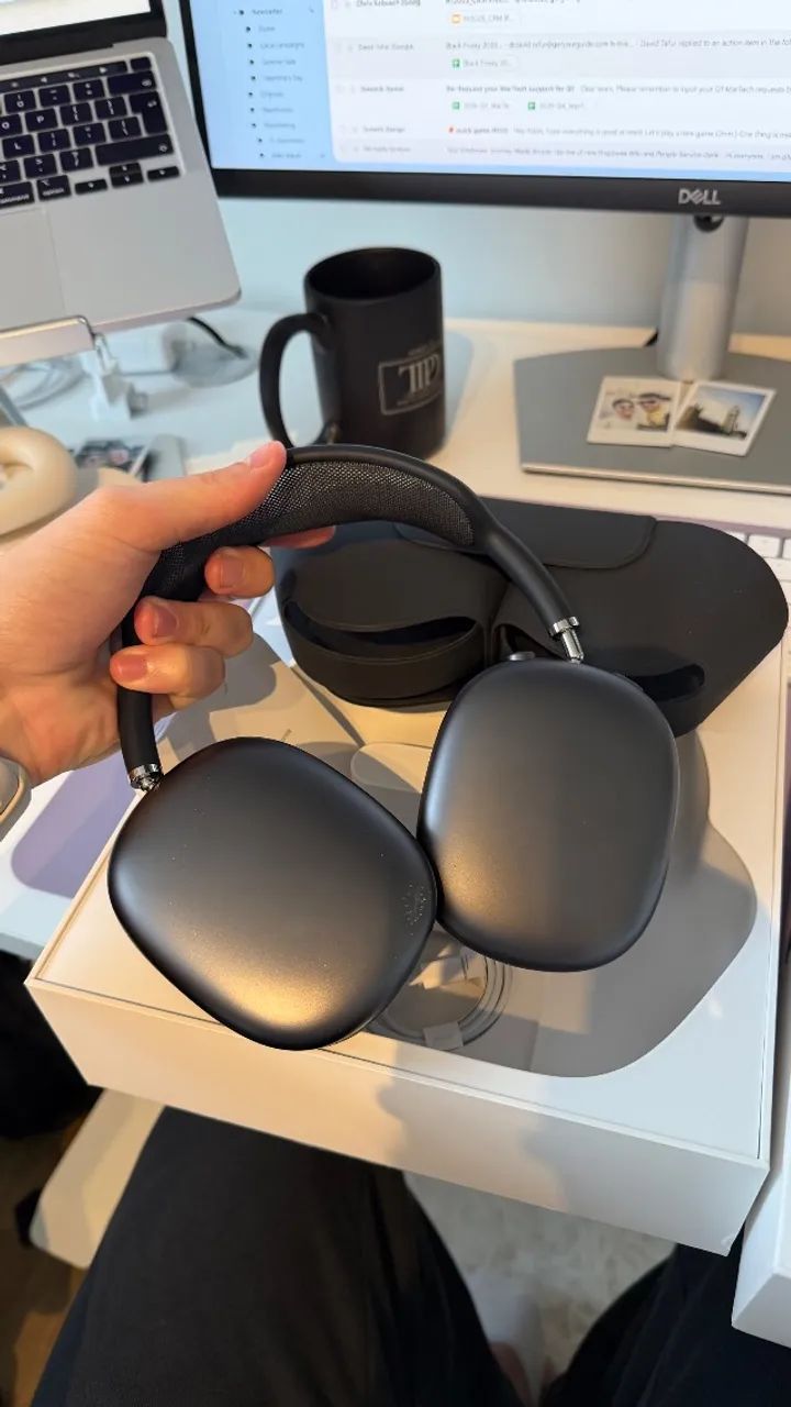 Apple AirPods Max Space Grey Lightning - Fones de Ouvido - Jardim