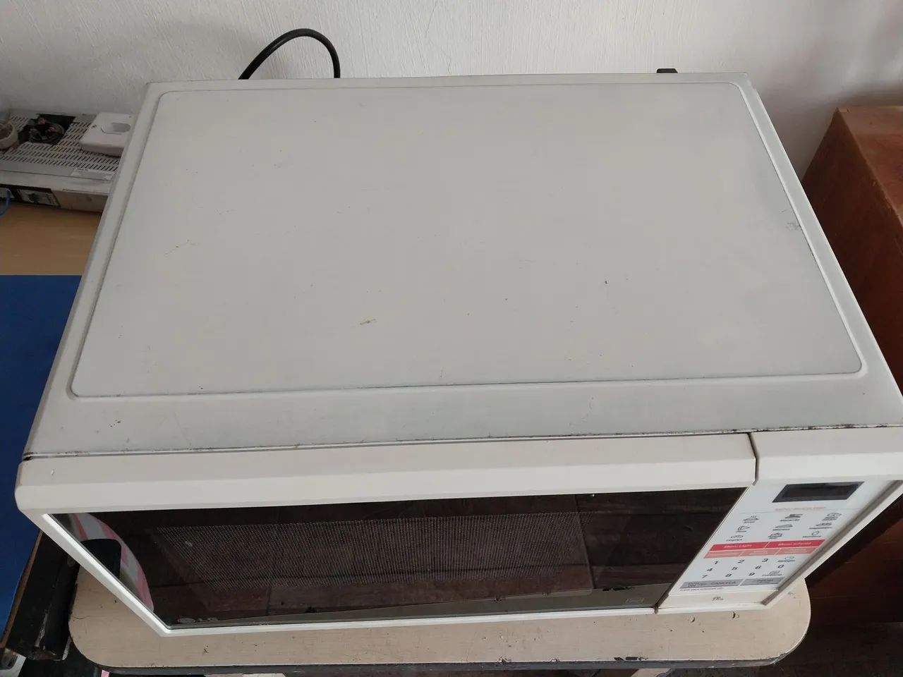 Micro-ondas LG usado - Foto 4