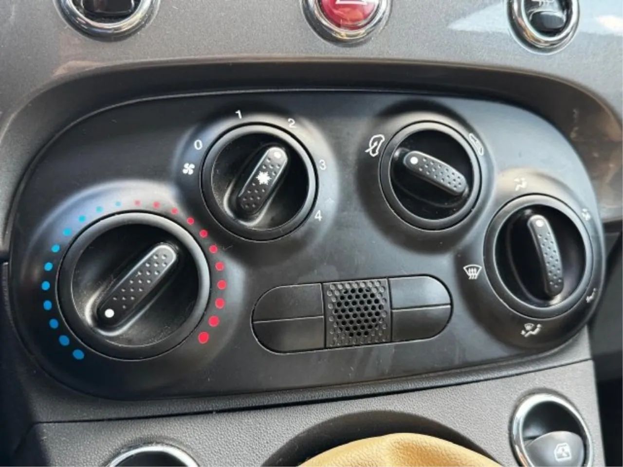 Fiat 500 Cult 1.4 Flex 8V EVO Mec., foto 6 de 10