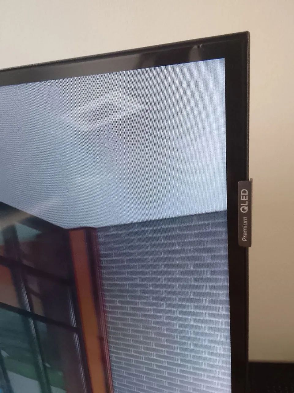 Tv smart TCL 32POLEGADAS QLED Premium  - Foto 3