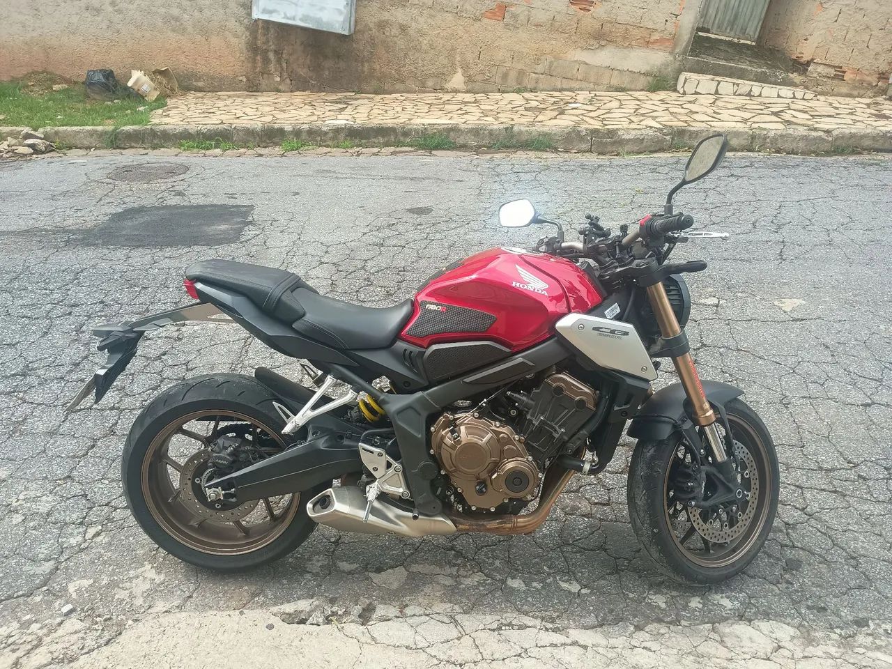 Cb 650r