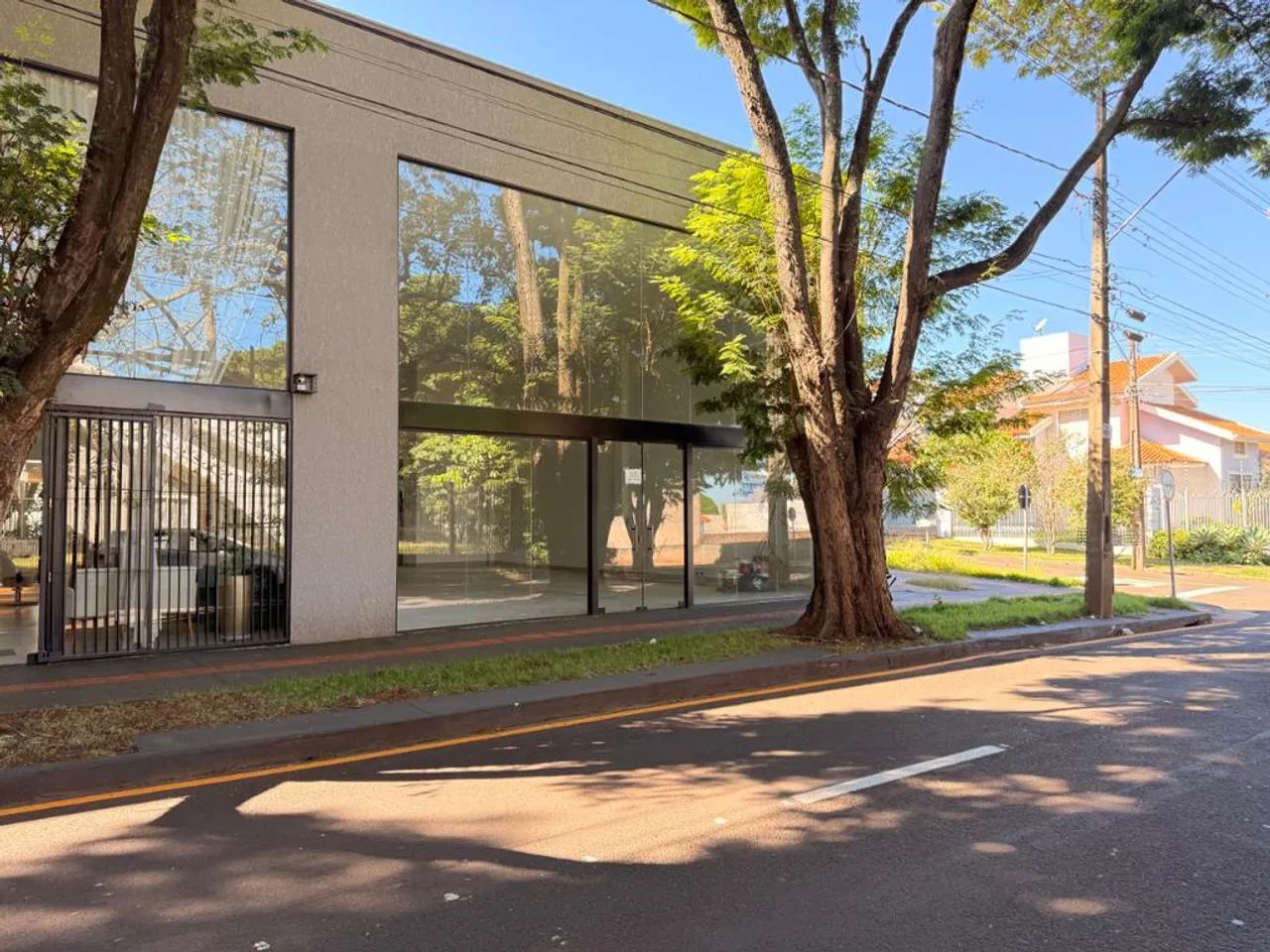 Sala para alugar em Maringá, Vila Nova, com 133.03 m² - Foto 2