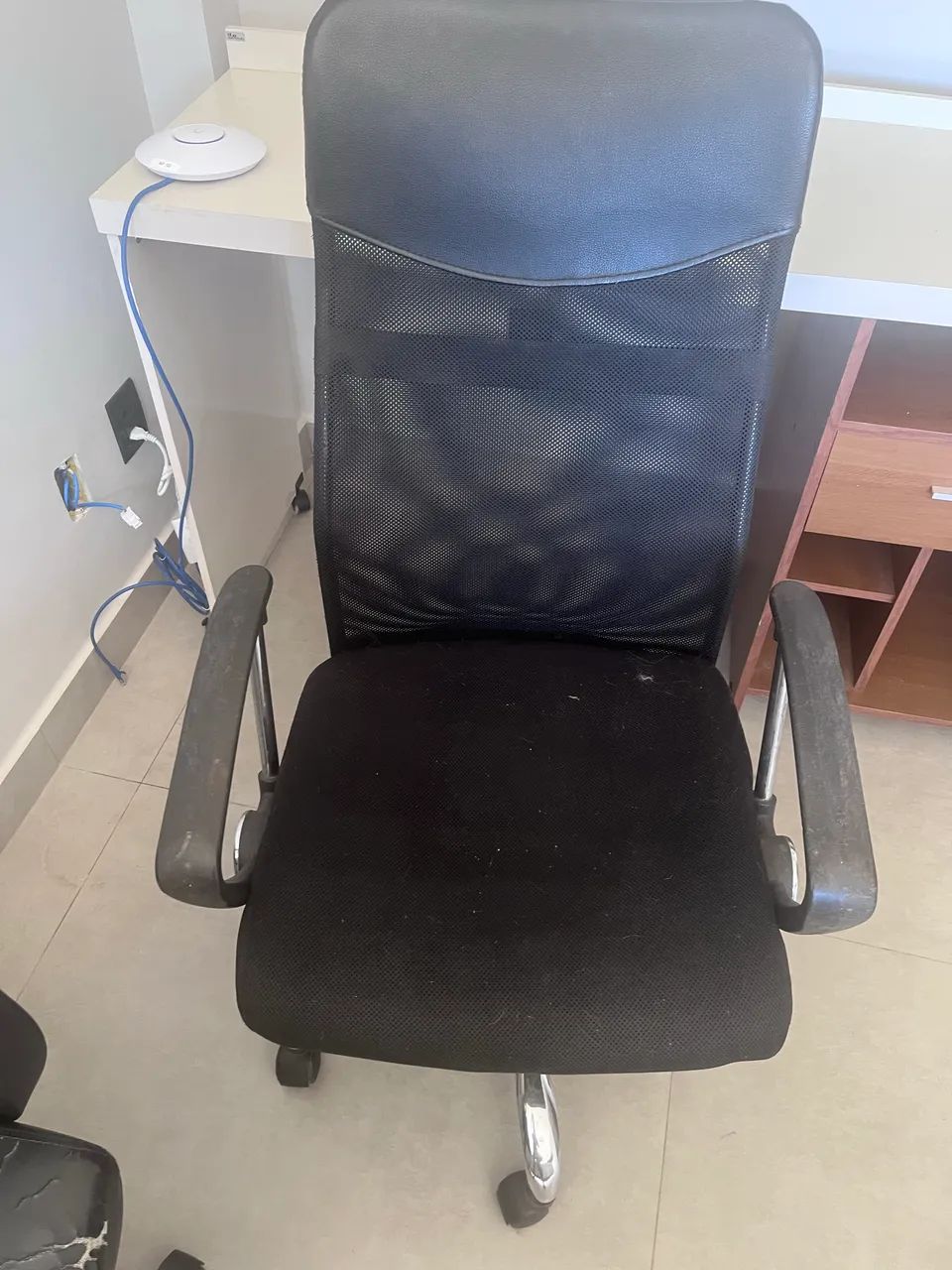 Cadeira estofada para estudos  - Foto 3