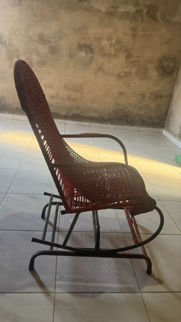 CADEIRA DE BALANÇO  - Foto 2
