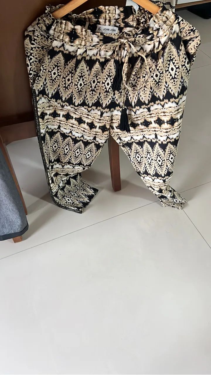 CALÇA SEDA JONH JONH - Foto 2