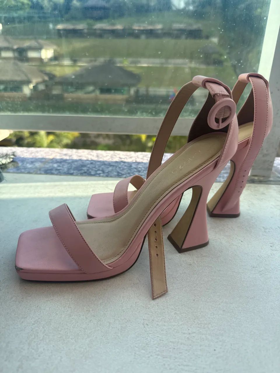 Sandália de couro rosa - Foto 2