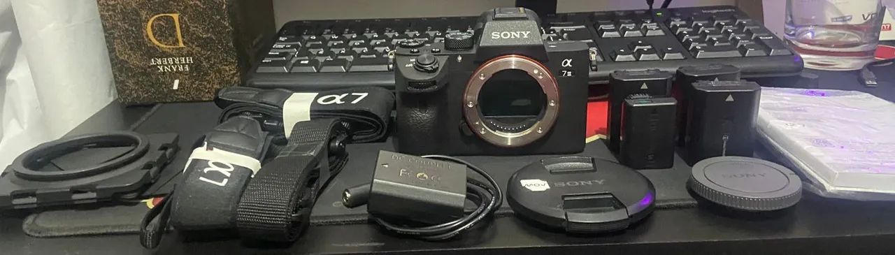 Sony Alpha 7 III ILCE-7M3 sem espelho cor preto - Foto 4