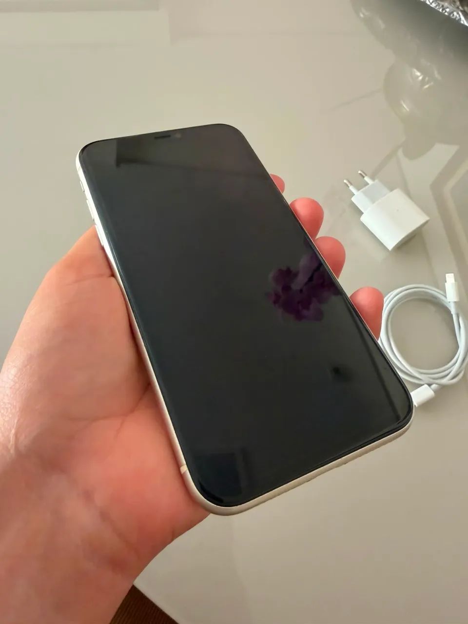IPhone 11 64GB, 73% bateria  - Foto 2