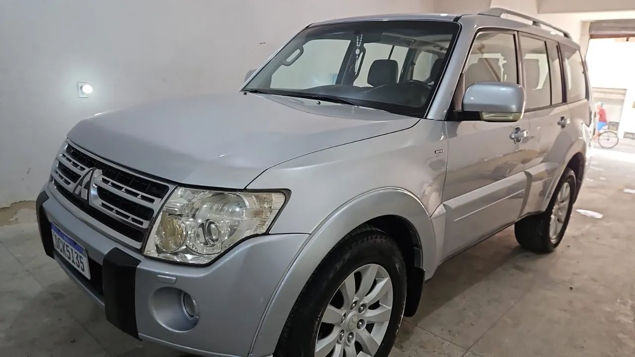 Mitsubishi Pajero Pajero HPE Full 3.2 4x4 T.I.Dies. 5p Aut 2011