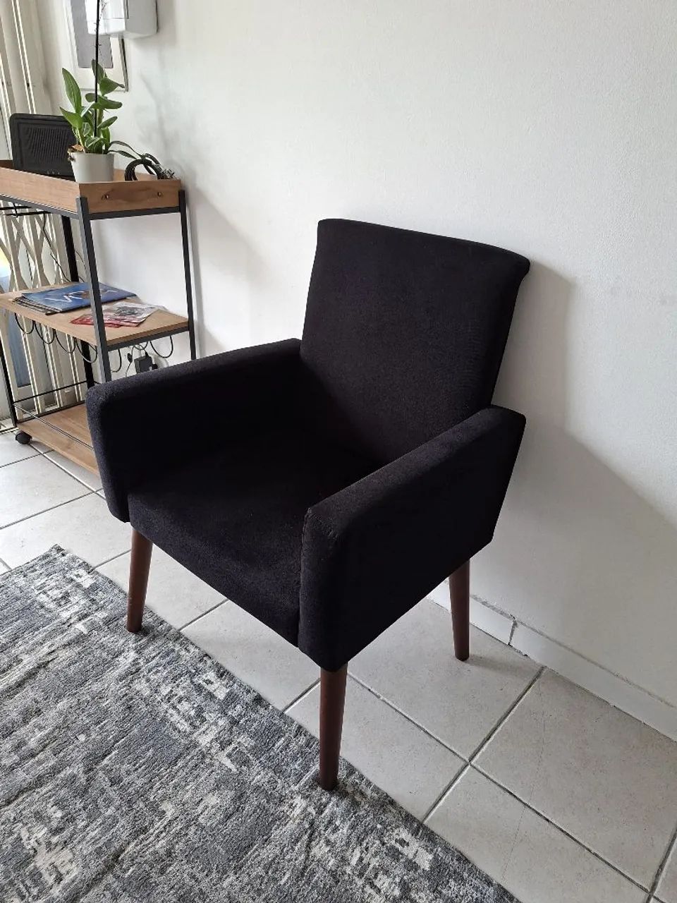 Poltrona de Veludo Preta - Foto 2